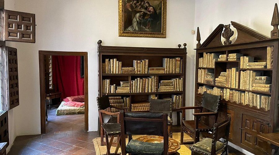 the preserved study inside Casa Museo Lope de Vega on Calle de Cervantes